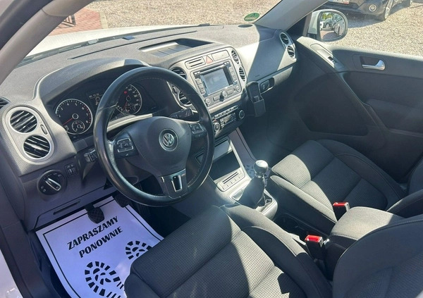 Volkswagen Tiguan cena 38800 przebieg: 223000, rok produkcji 2011 z Brzozów małe 562